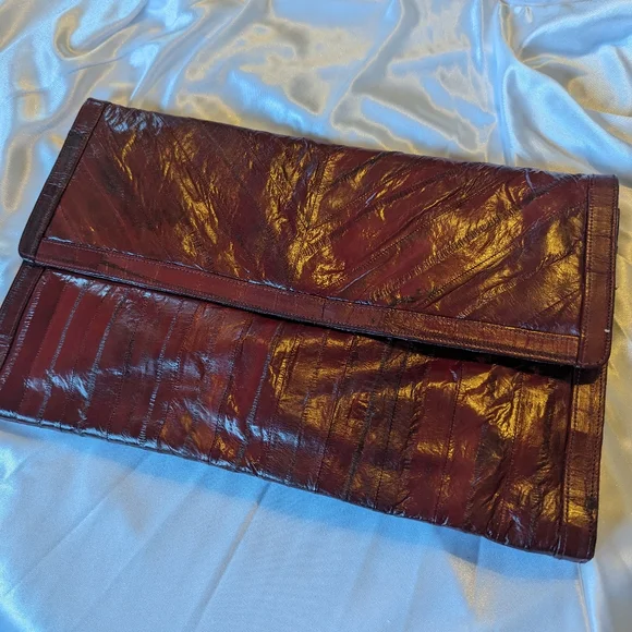 Purse - Picture 2 of 6